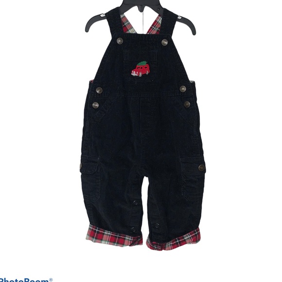 Carter’s Corduroy Holiday Overalls Size 6 months